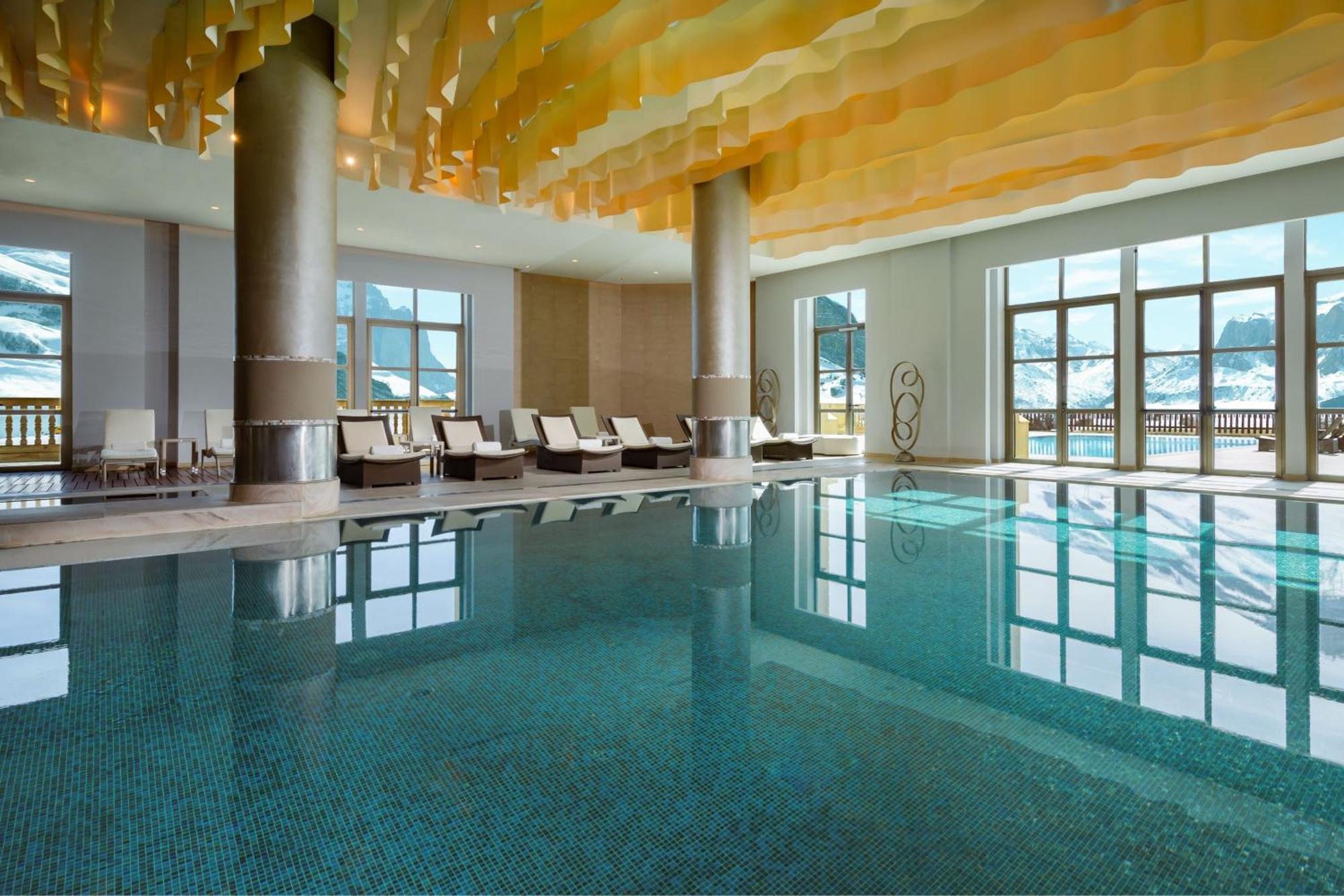 Hotel Pik Palace, Shahdag, Autograph Collection 5*