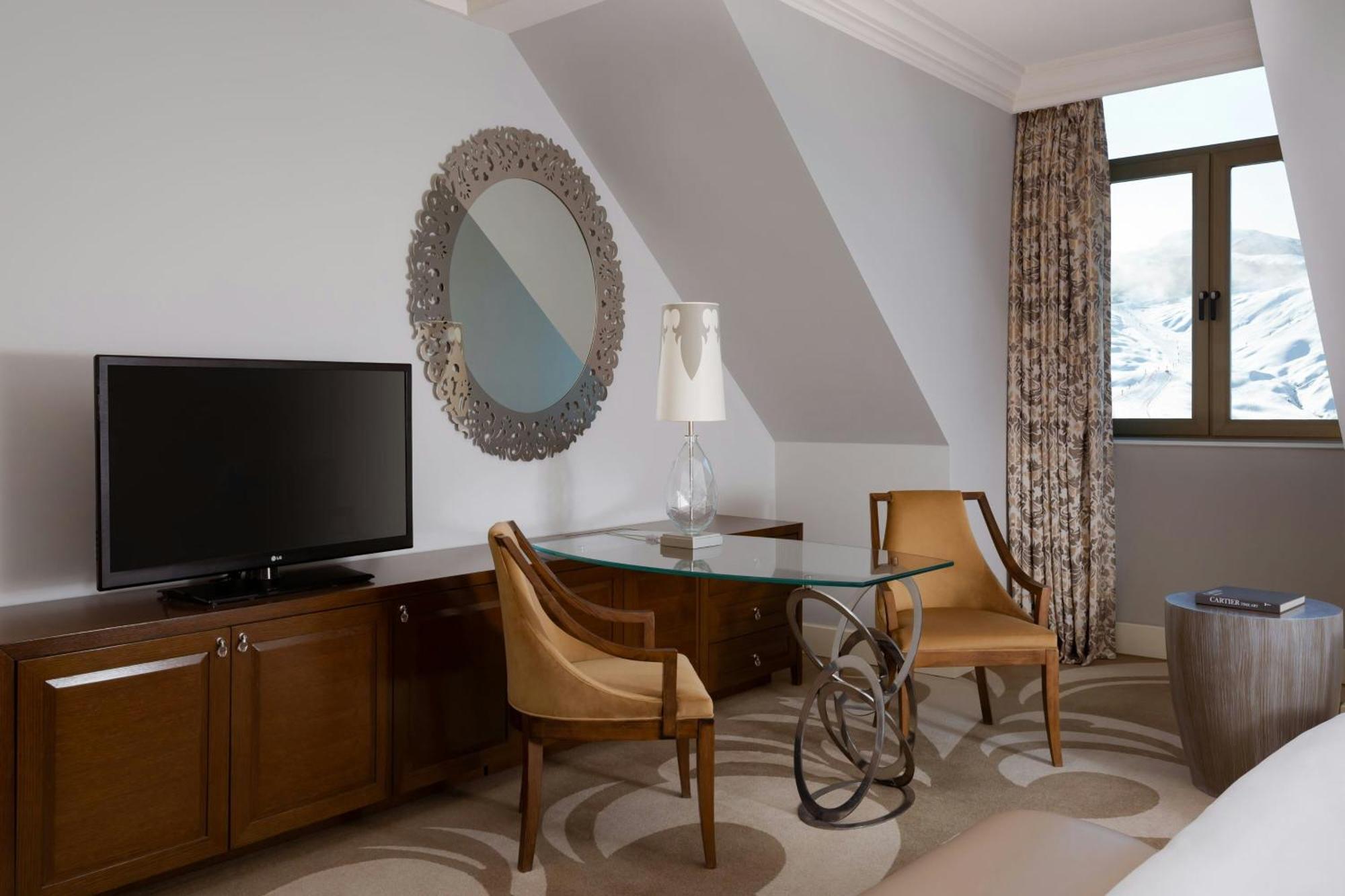 Hotel Pik Palace, Shahdag, Autograph Collection 5*